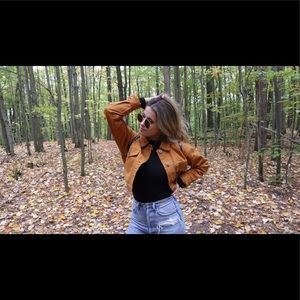 Meet your Posher, Iyar